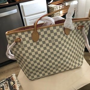 LV Louis Vuitton style never full ivory and gray checkered bag pink interior
